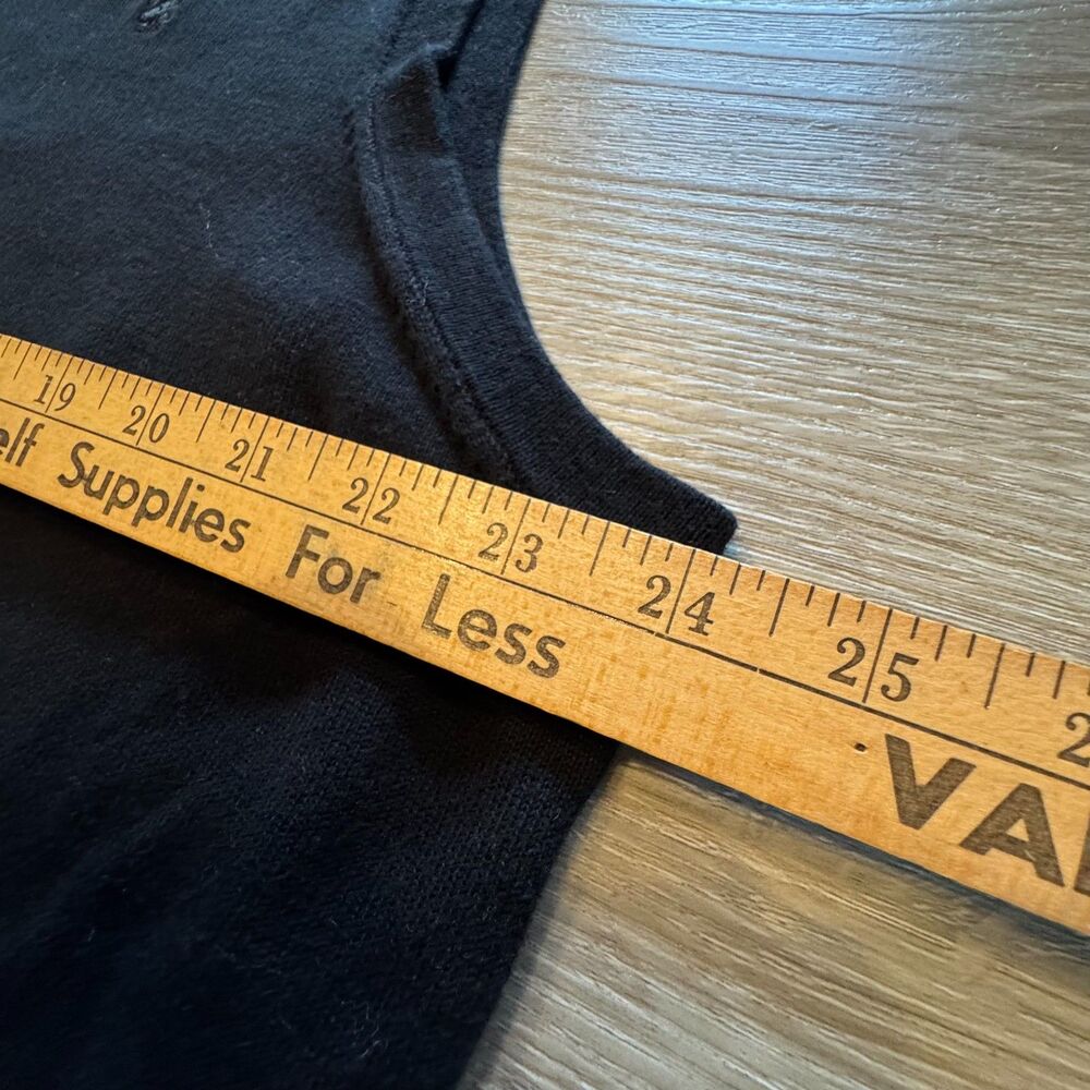 Izod V-Neck Sweater Vest - Picture 4 of 5